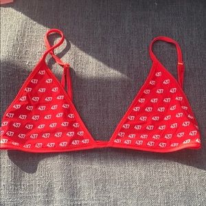 437 The Jordan top - reversible